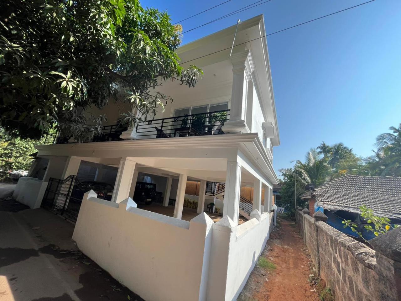 Ocean'S Edge By Vincen Hotel Calangute Luaran gambar