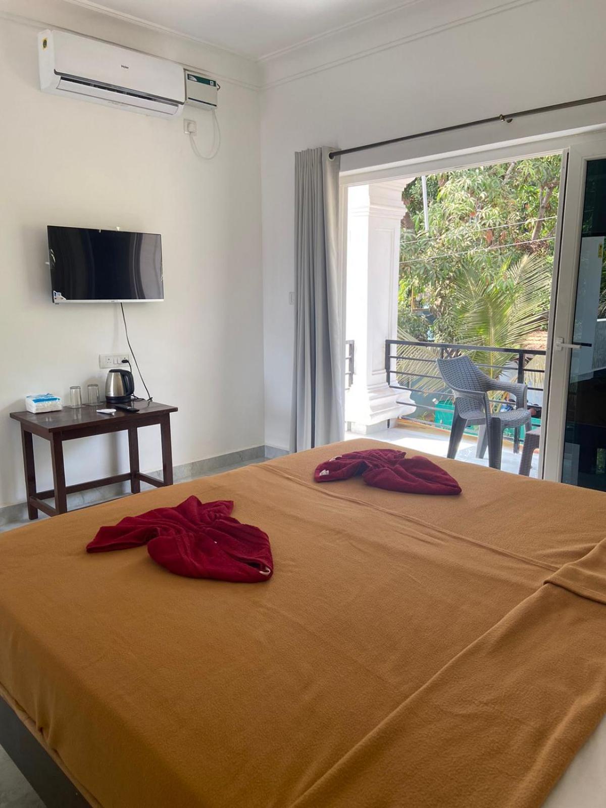 Ocean'S Edge By Vincen Hotel Calangute Luaran gambar