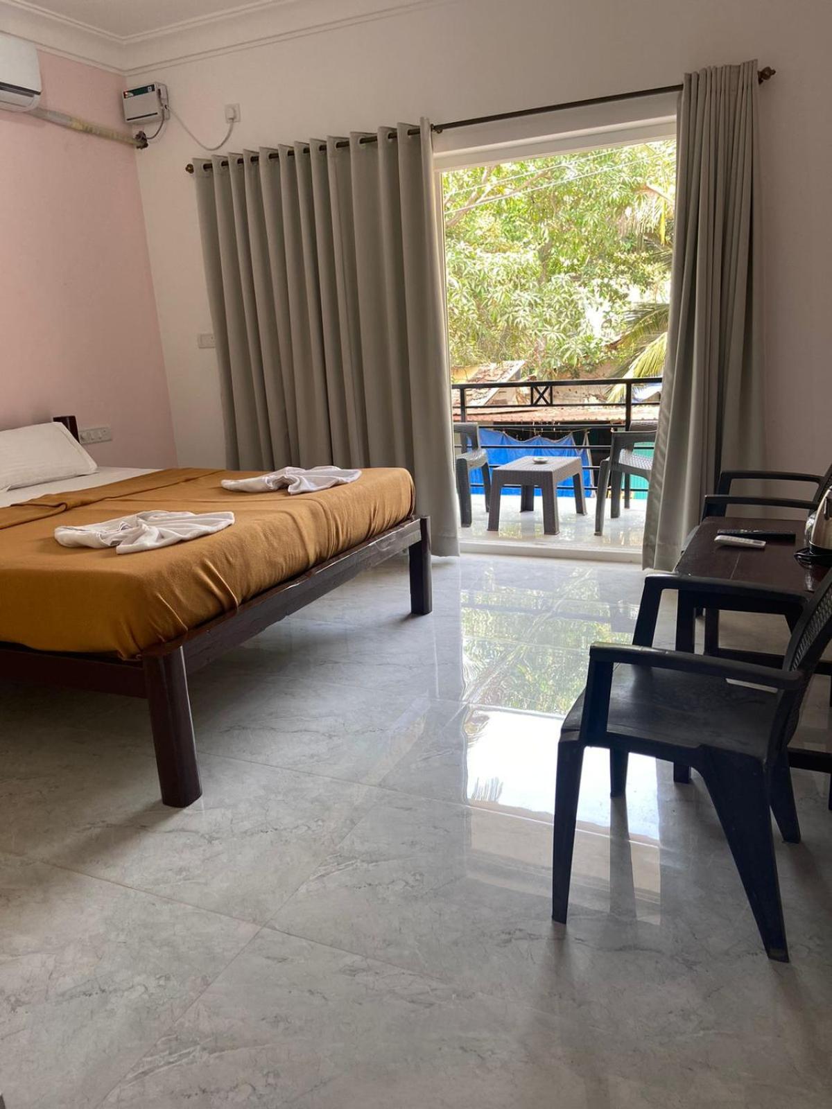 Ocean'S Edge By Vincen Hotel Calangute Luaran gambar